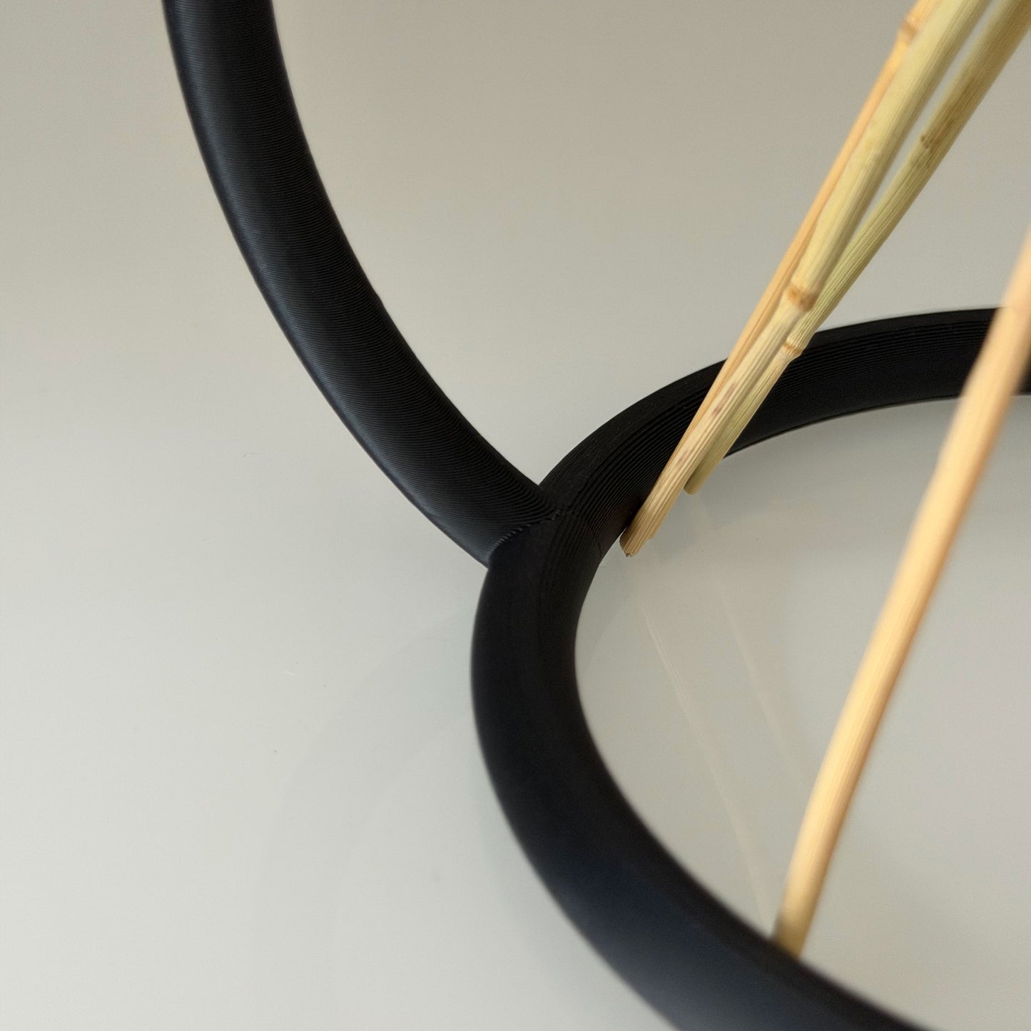 Designer vase: The outline